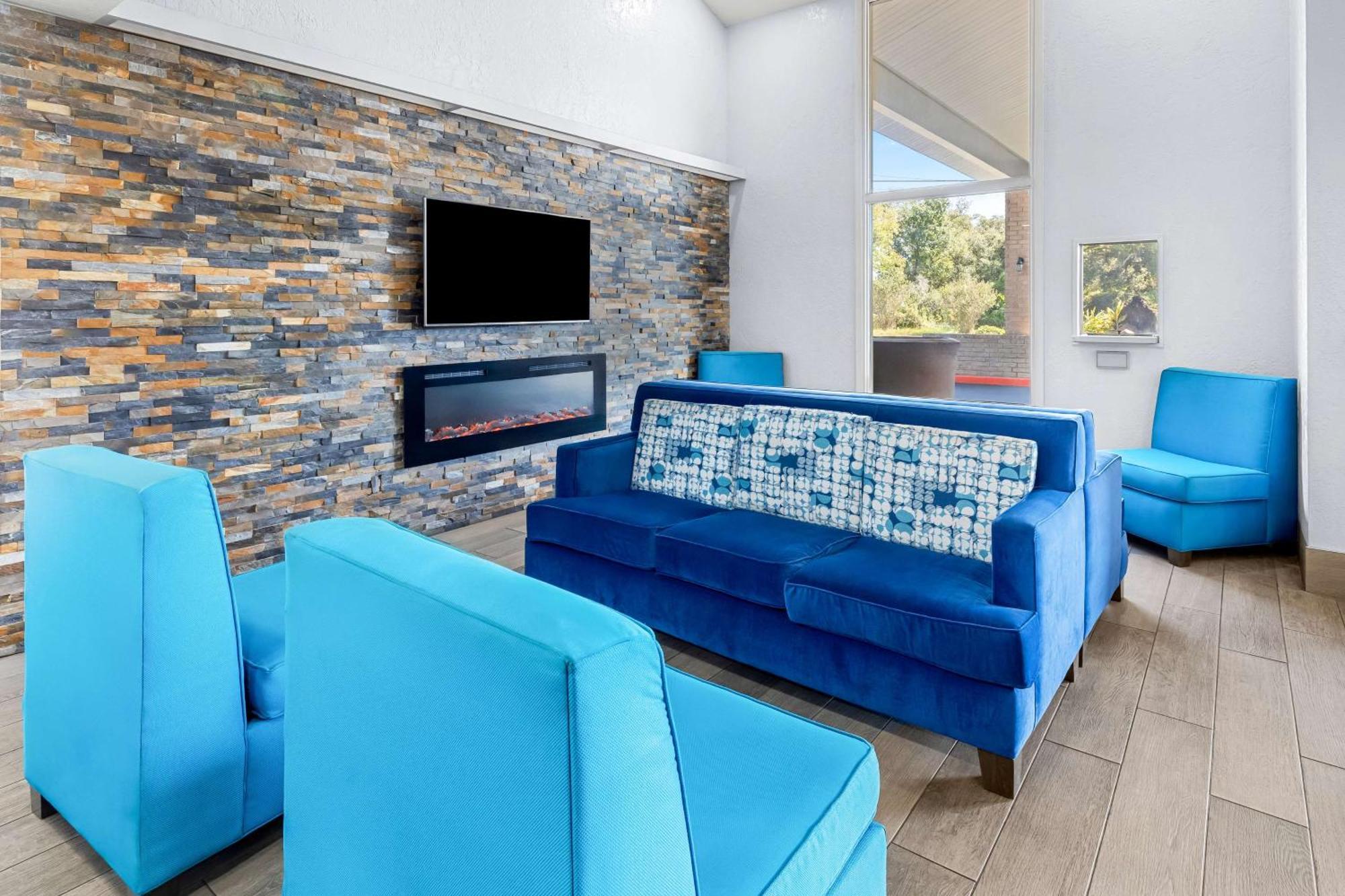 Hotel Surestay By Western Beaumont